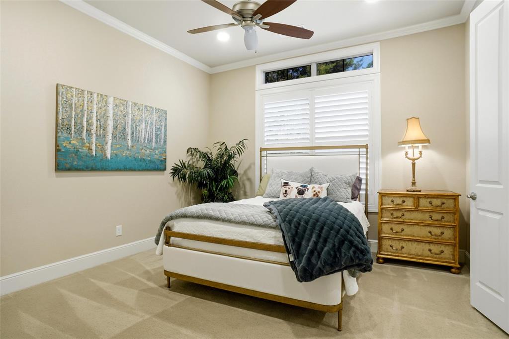 365 Watermere Drive Property Photo 19