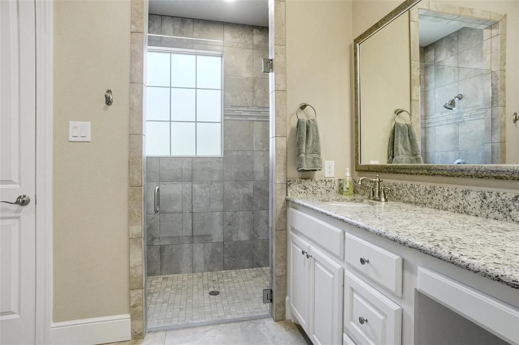 365 Watermere Drive Property Photo 21