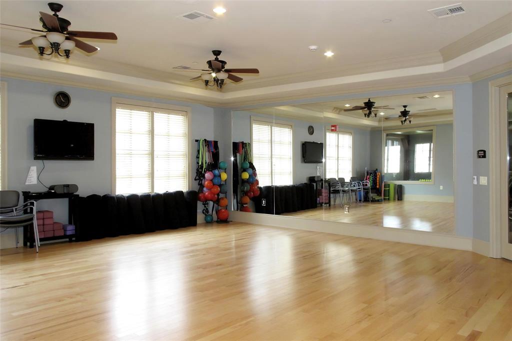 365 Watermere Drive Property Photo 32