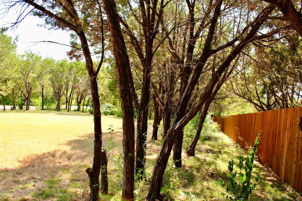 4902 Village Drive Property Photo 5