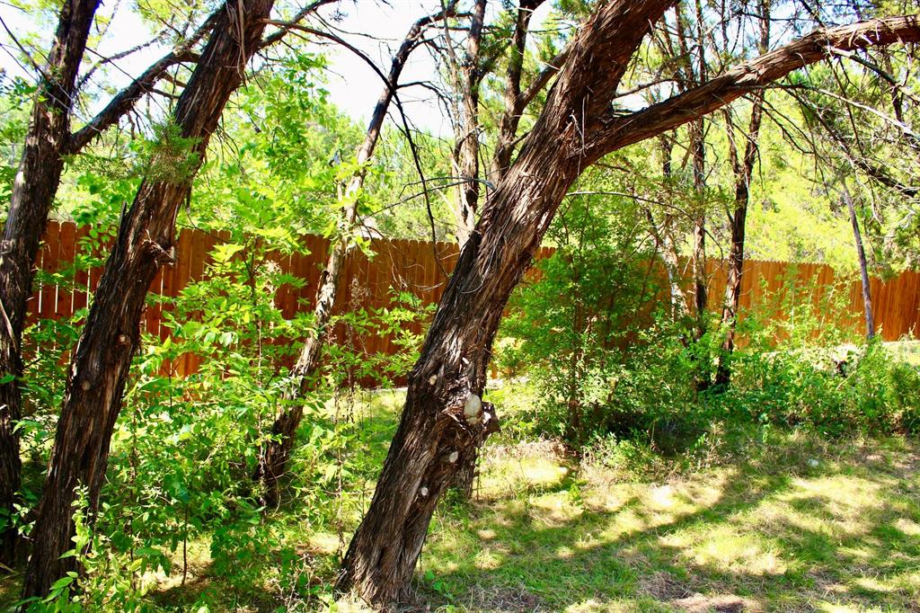 4902 Village Drive Property Photo 8