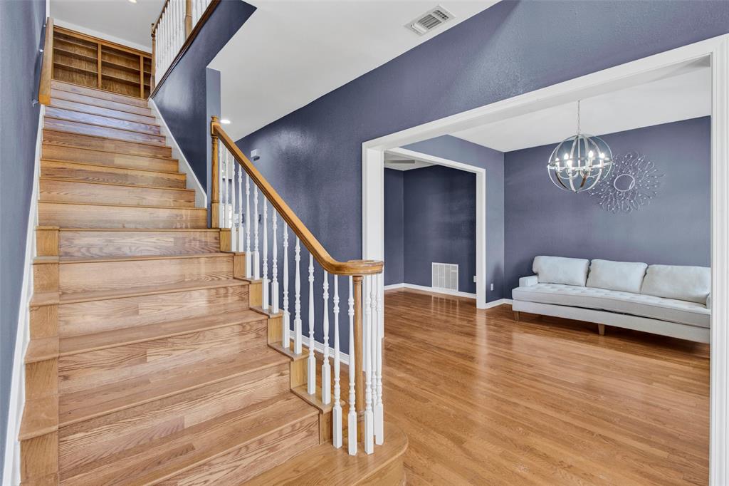 204 Millpond Drive Property Photo 12
