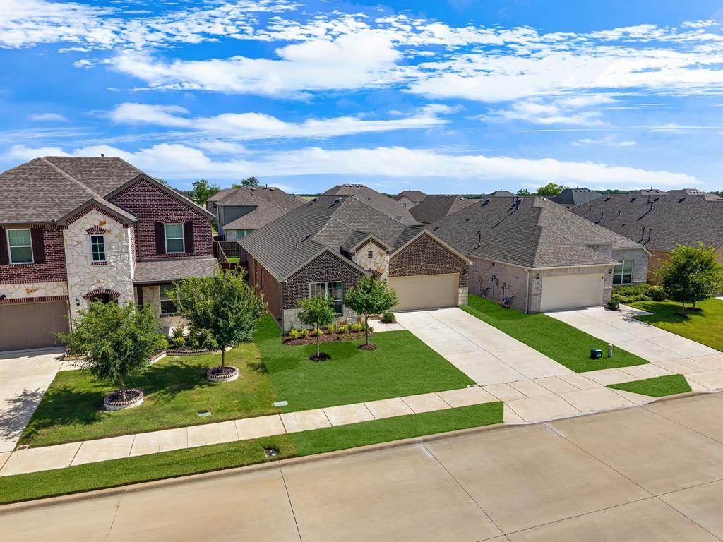 1109 Nathan Lane Property Photo 12