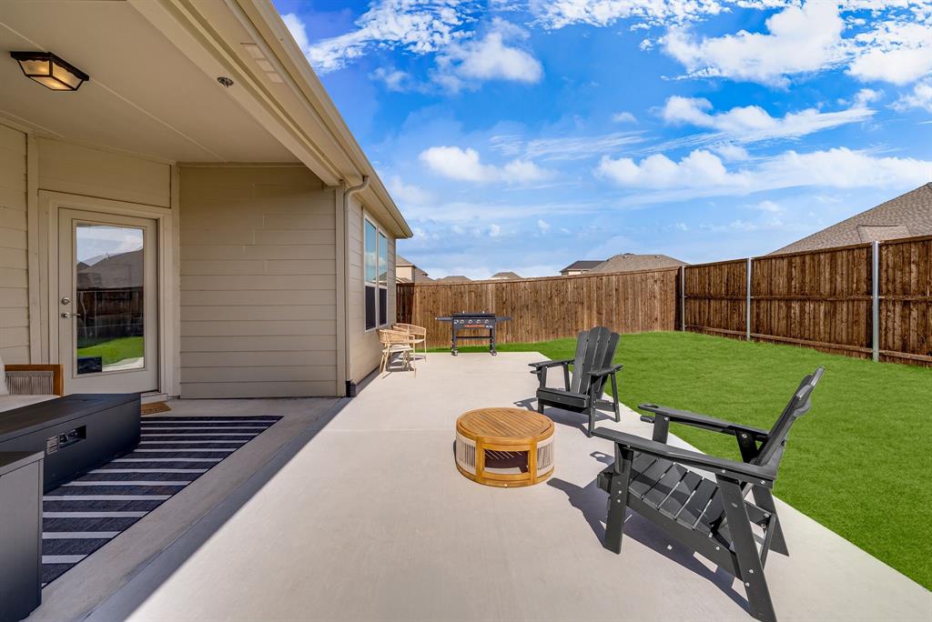 1109 Nathan Lane Property Photo 18