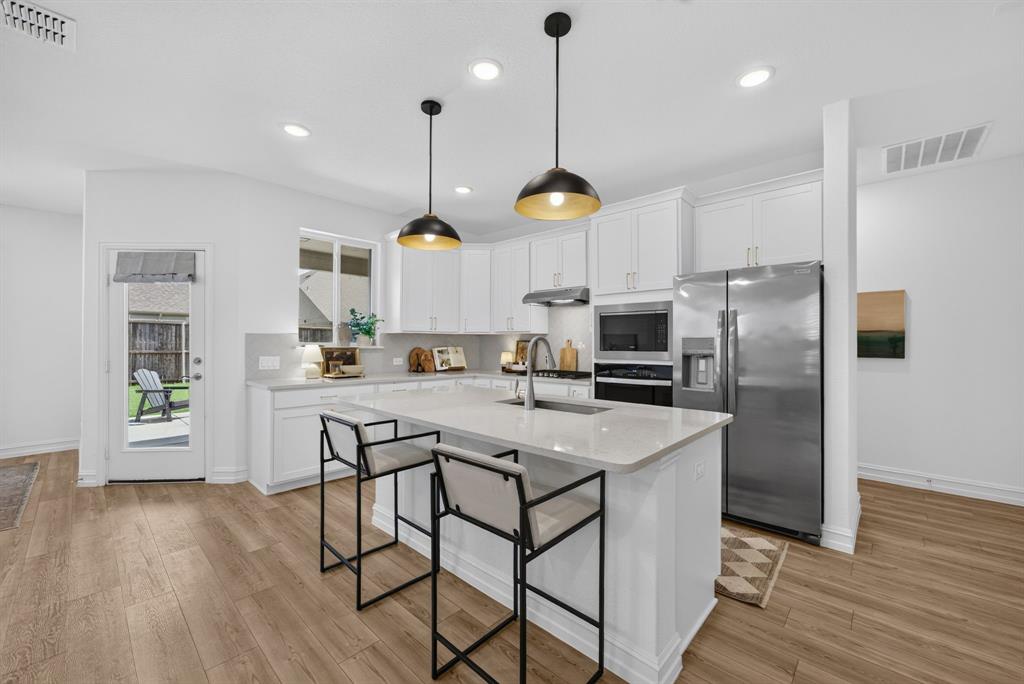 1109 Nathan Lane Property Photo 22