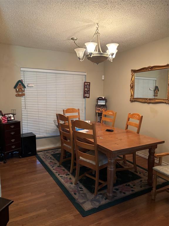 4435 Mercer Street Property Photo 6