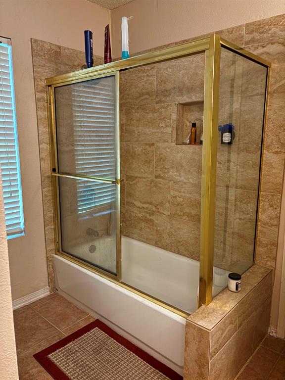 4435 Mercer Street Property Photo 12