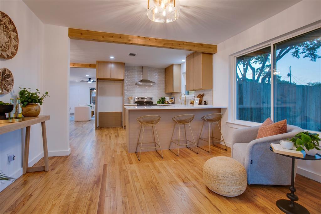 1807 S Vernon Avenue Property Photo 7