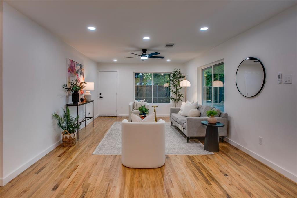 1807 S Vernon Avenue Property Photo 15
