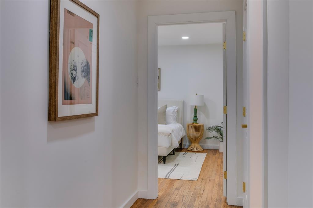 1807 S Vernon Avenue Property Photo 22