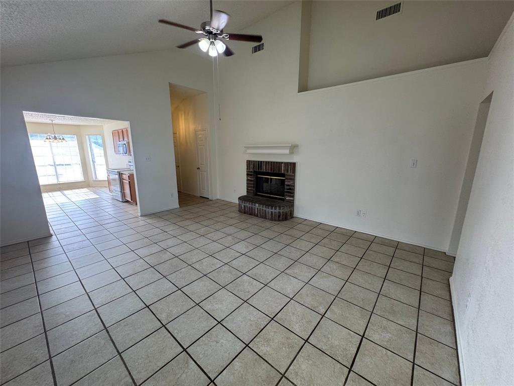 8045 Cannonwood Drive Property Photo 4
