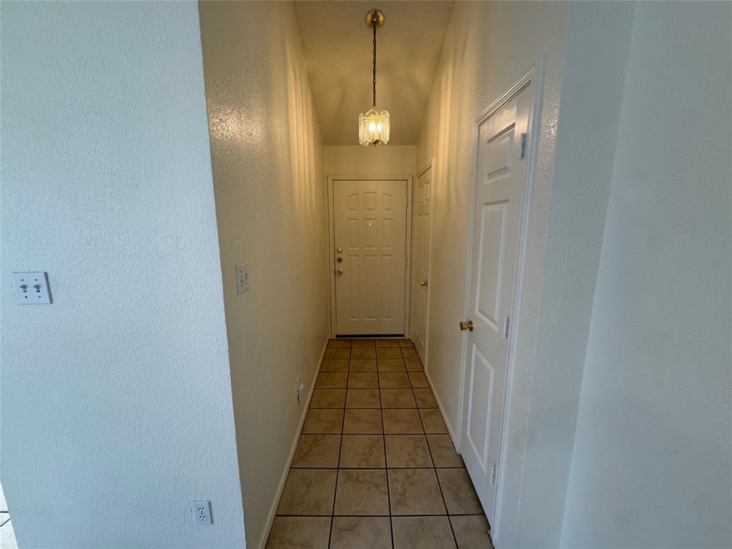 8045 Cannonwood Drive Property Photo 13
