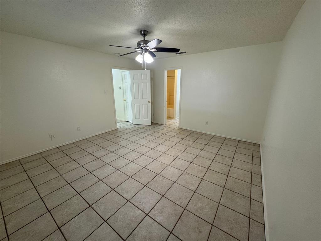 8045 Cannonwood Drive Property Photo 15