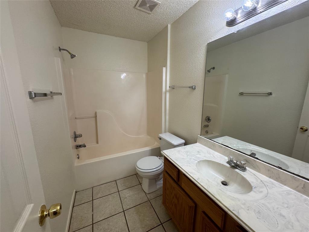 8045 Cannonwood Drive Property Photo 17