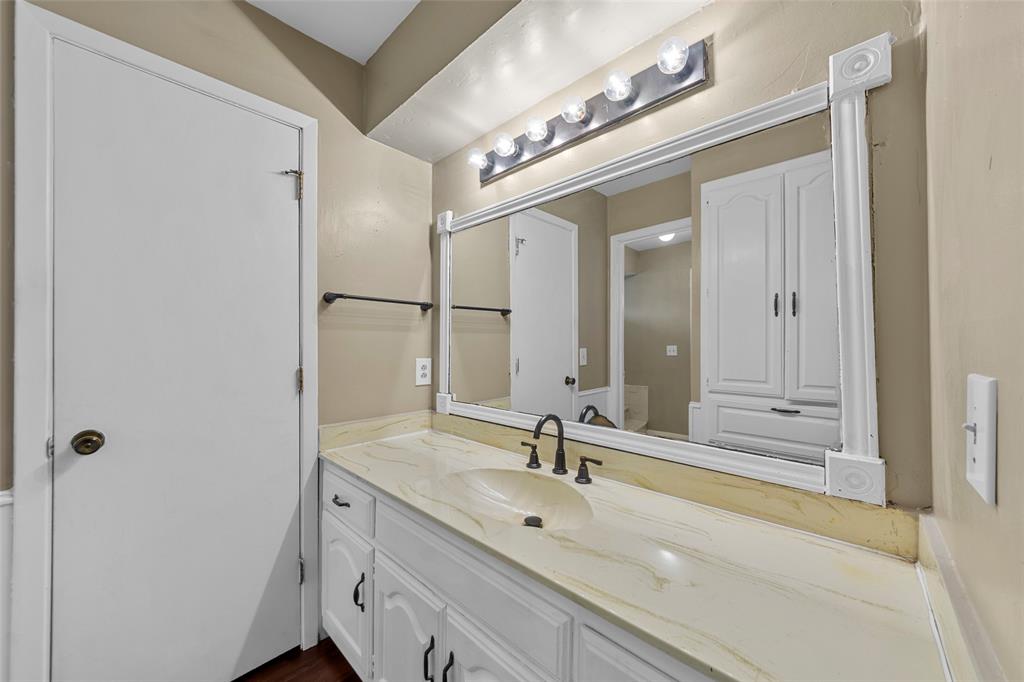 1116 Windsong Trail Property Photo 30