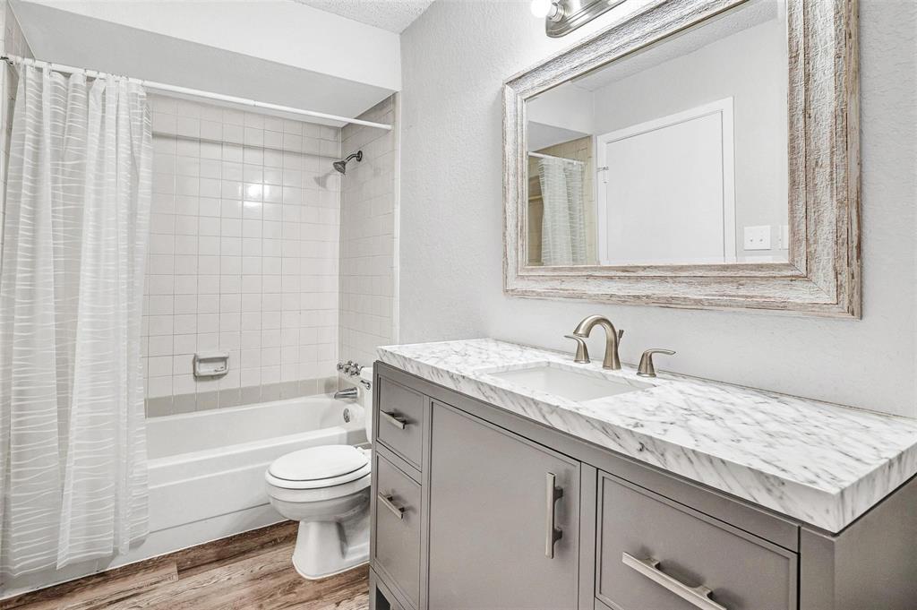 2500 E Park Boulevard P2 Property Photo 12