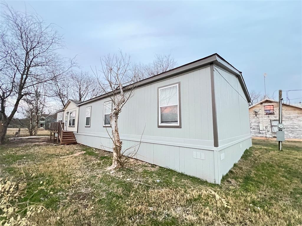 197 E Sweden Street Property Photo 4