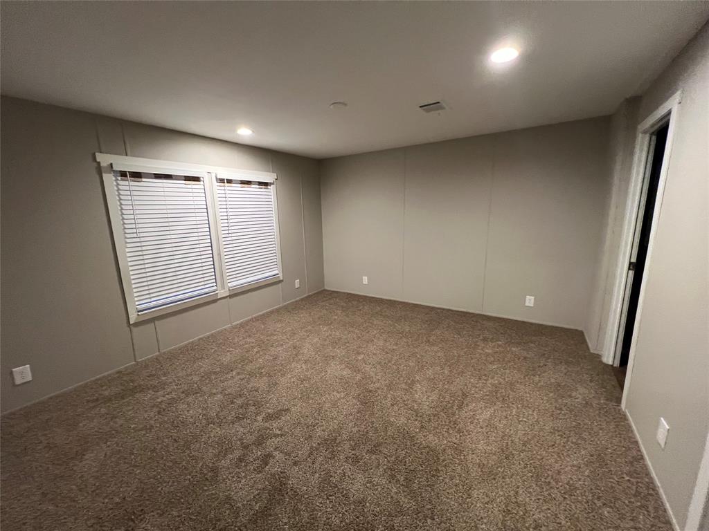 197 E Sweden Street Property Photo 7