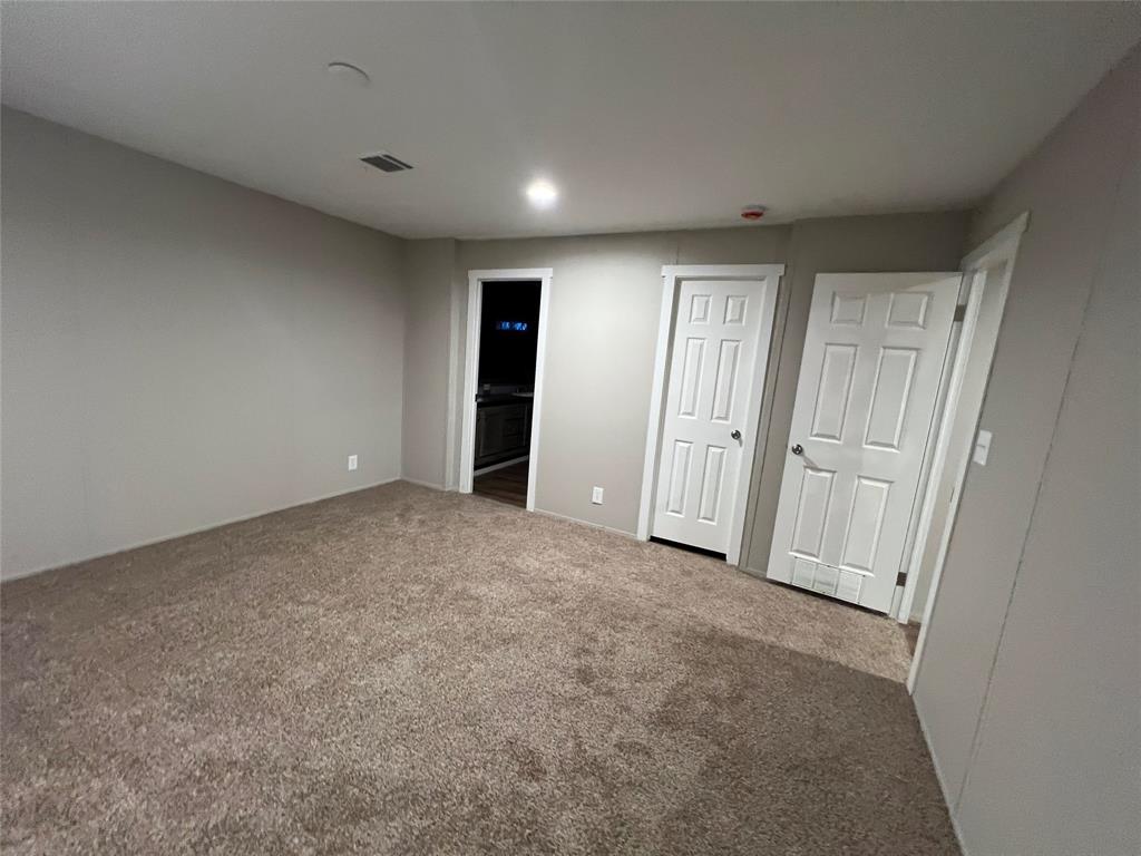197 E Sweden Street Property Photo 8