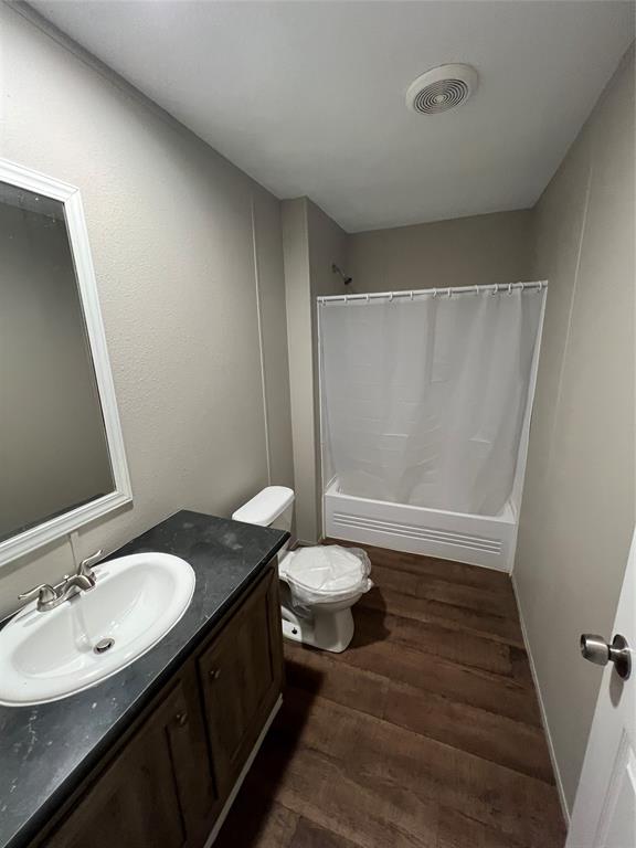 197 E Sweden Street Property Photo 28