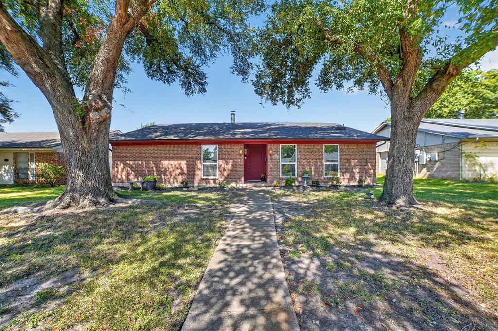 1413 Long Shadow Lane Property Photo 1