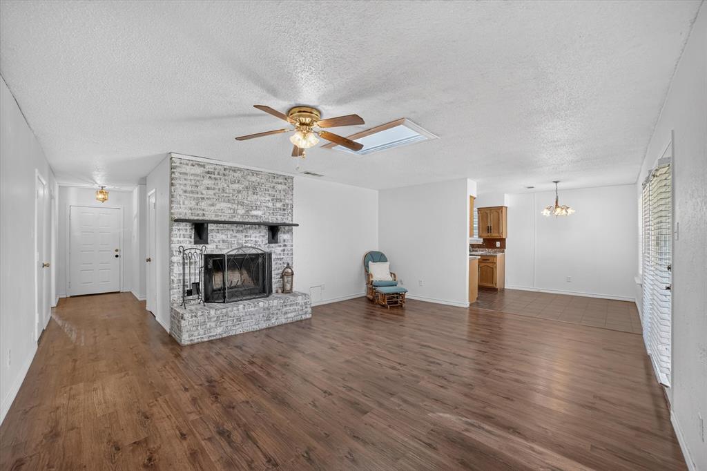 1413 Long Shadow Lane Property Photo 3