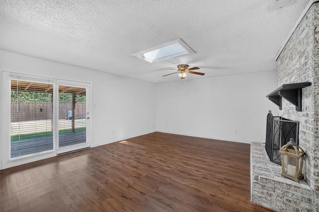 1413 Long Shadow Lane Property Photo 5