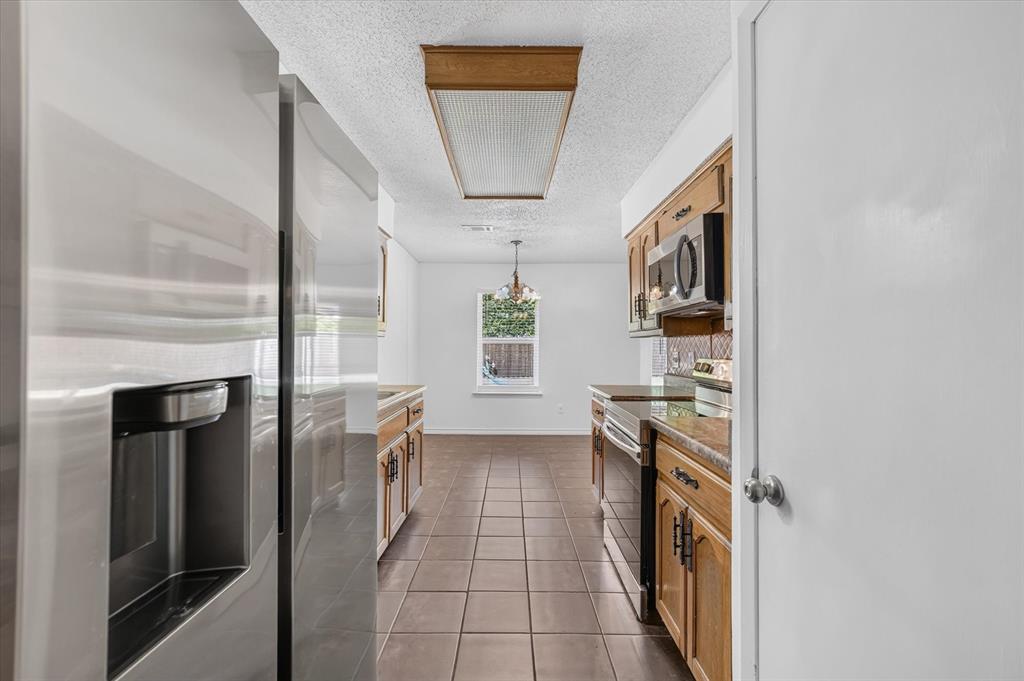 1413 Long Shadow Lane Property Photo 8