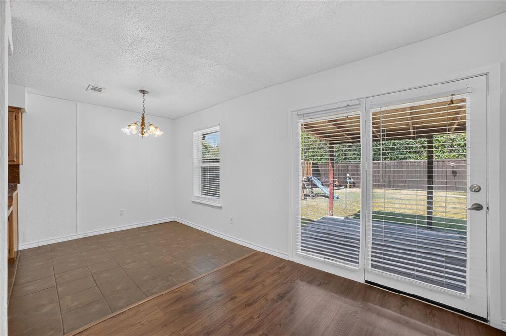 1413 Long Shadow Lane Property Photo 11