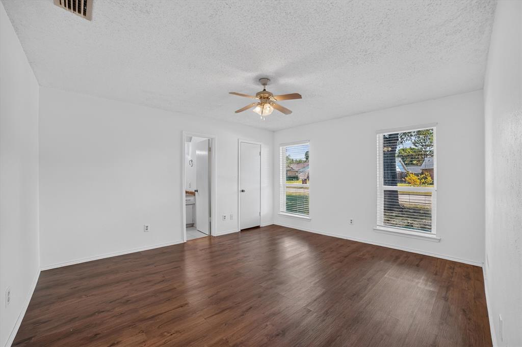 1413 Long Shadow Lane Property Photo 12