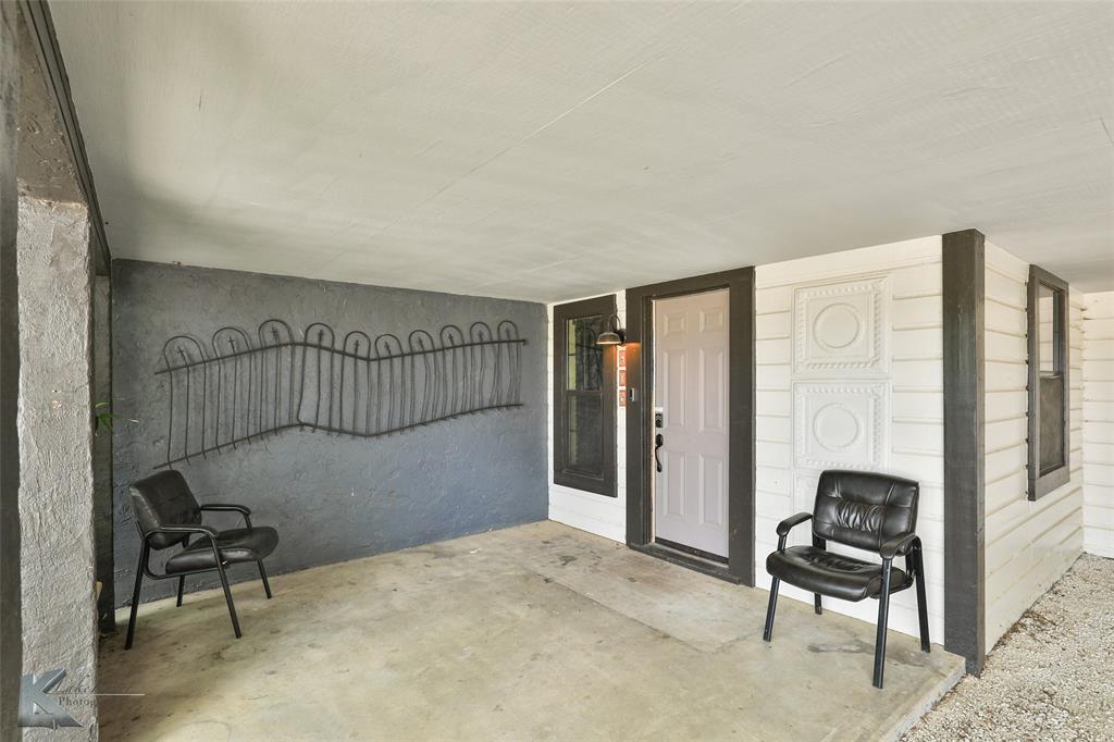 609 Sunset Drive Property Photo 3