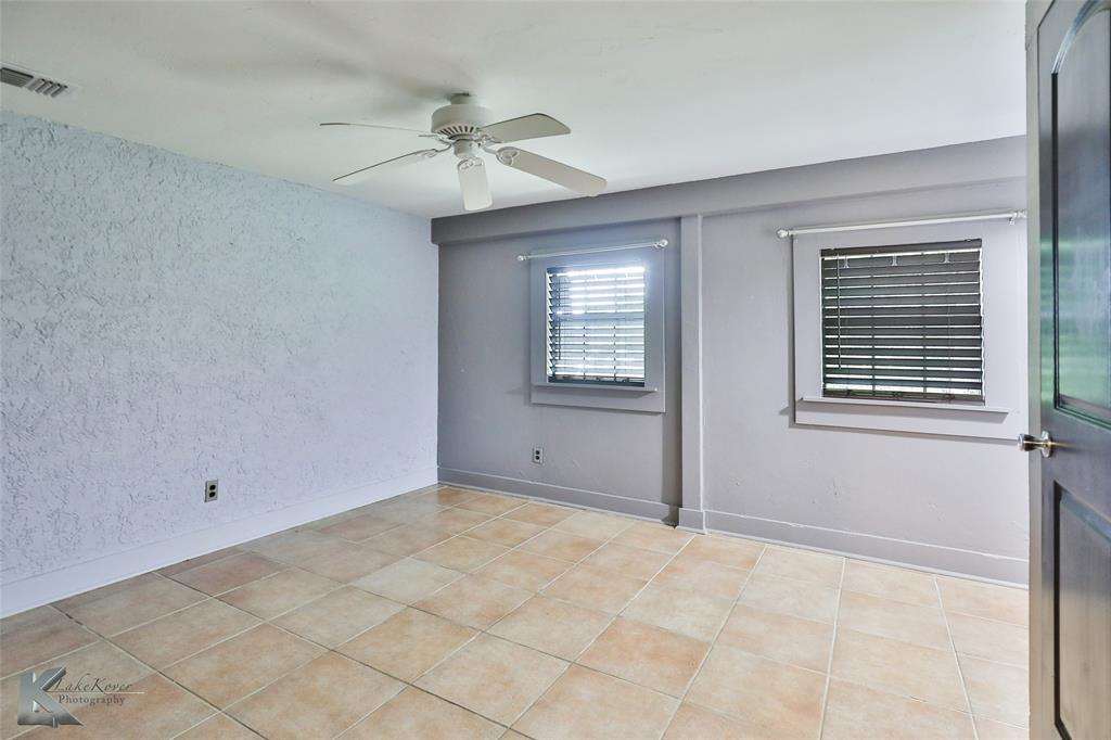 609 Sunset Drive Property Photo 17