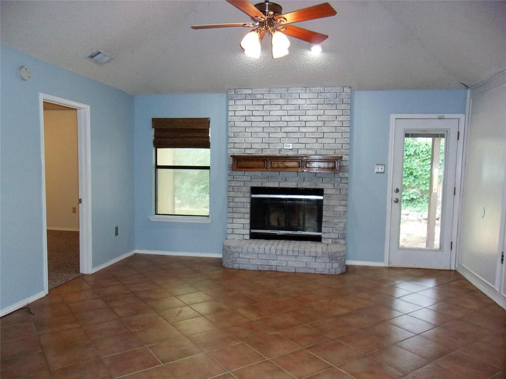 4200 Rye Glen Drive Property Photo 4