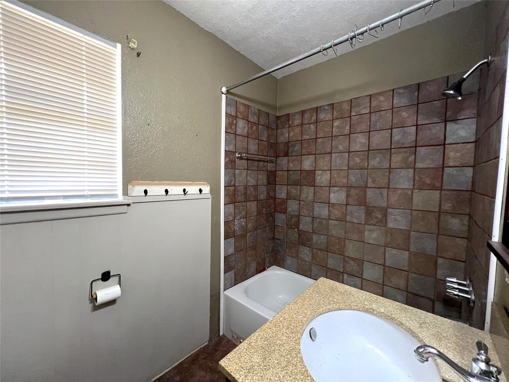 410 N Rosalee Property Photo 13