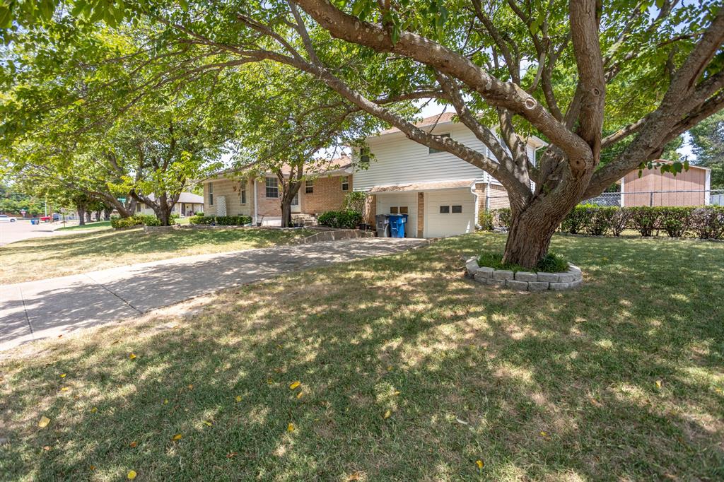 950 Sycamore Lane Property Photo 3