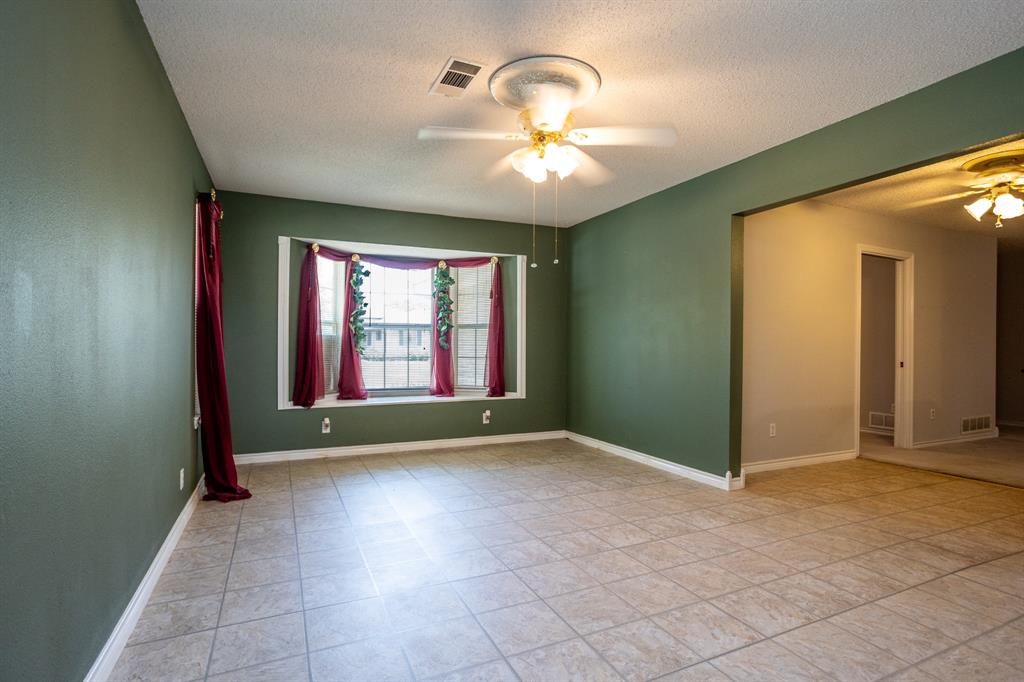 950 Sycamore Lane Property Photo 8
