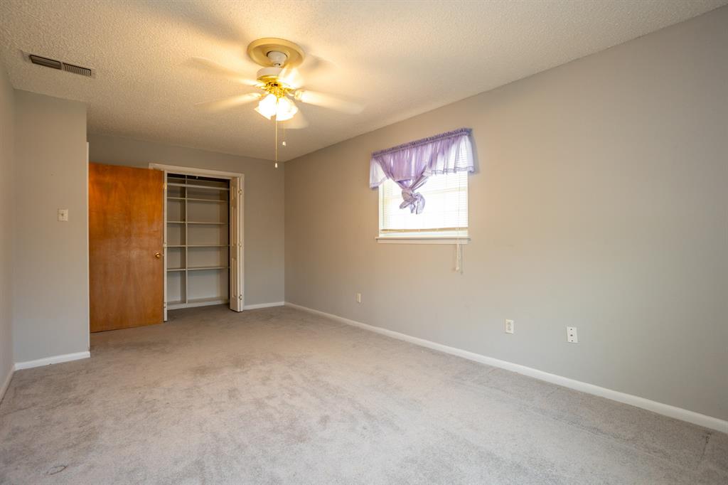 950 Sycamore Lane Property Photo 23