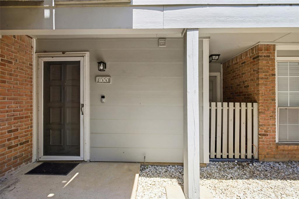 3206 S Fielder Road 100 Property Photo 2