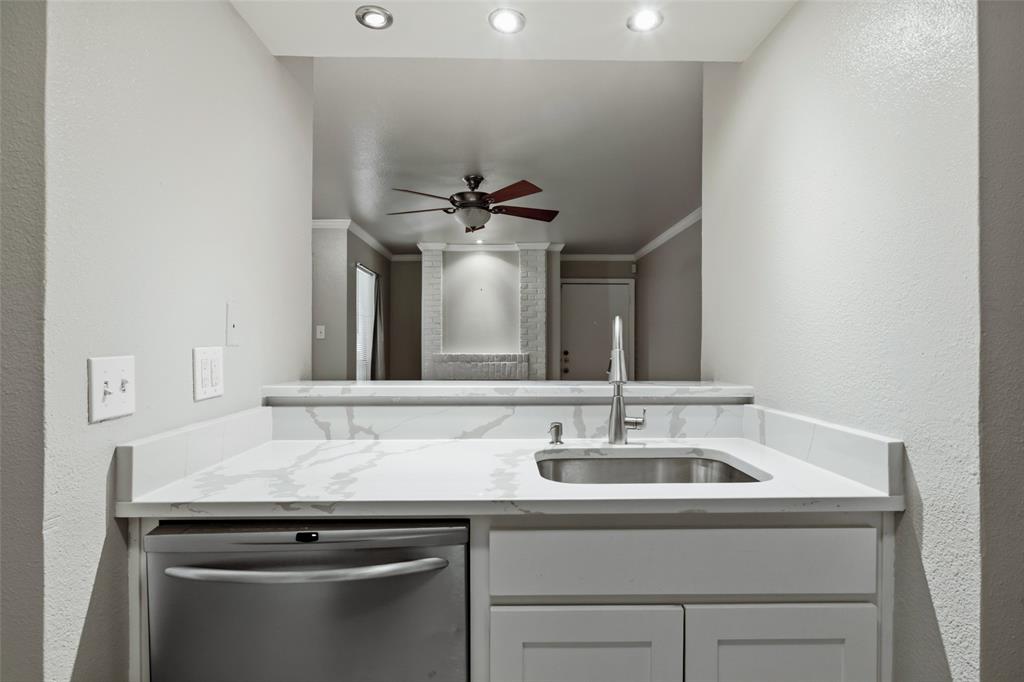 3206 S Fielder Road 100 Property Photo 10