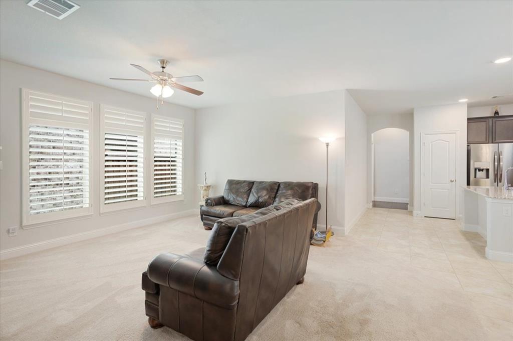 2013 Miramar Drive Property Photo 8
