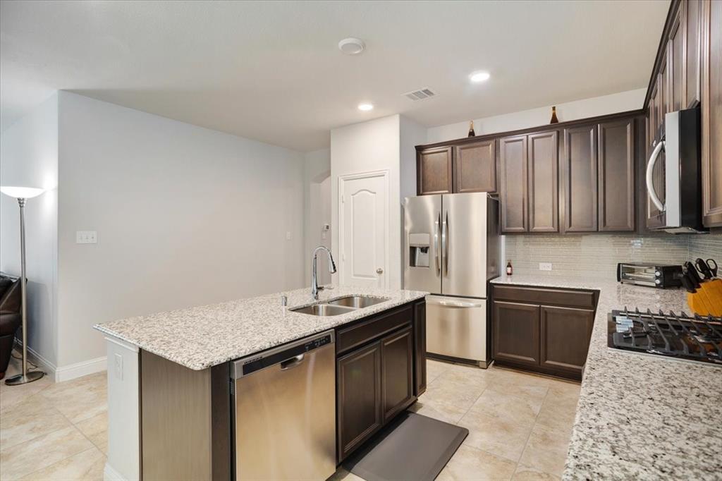 2013 Miramar Drive Property Photo 12