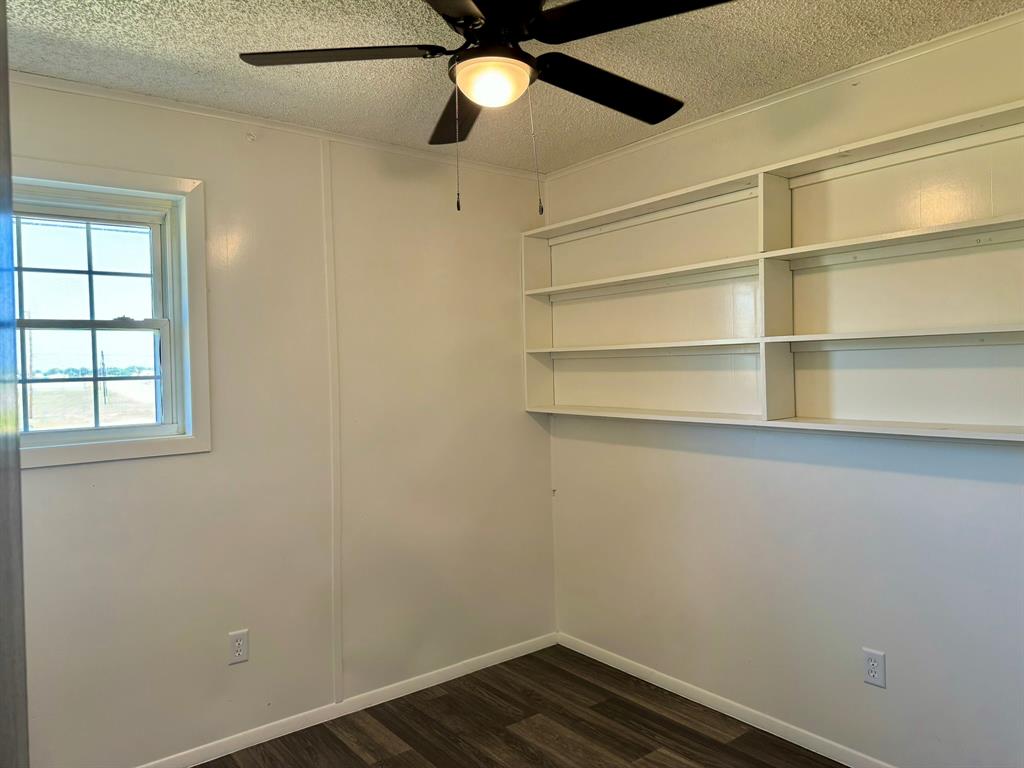 924 N Main Street Property Photo 18