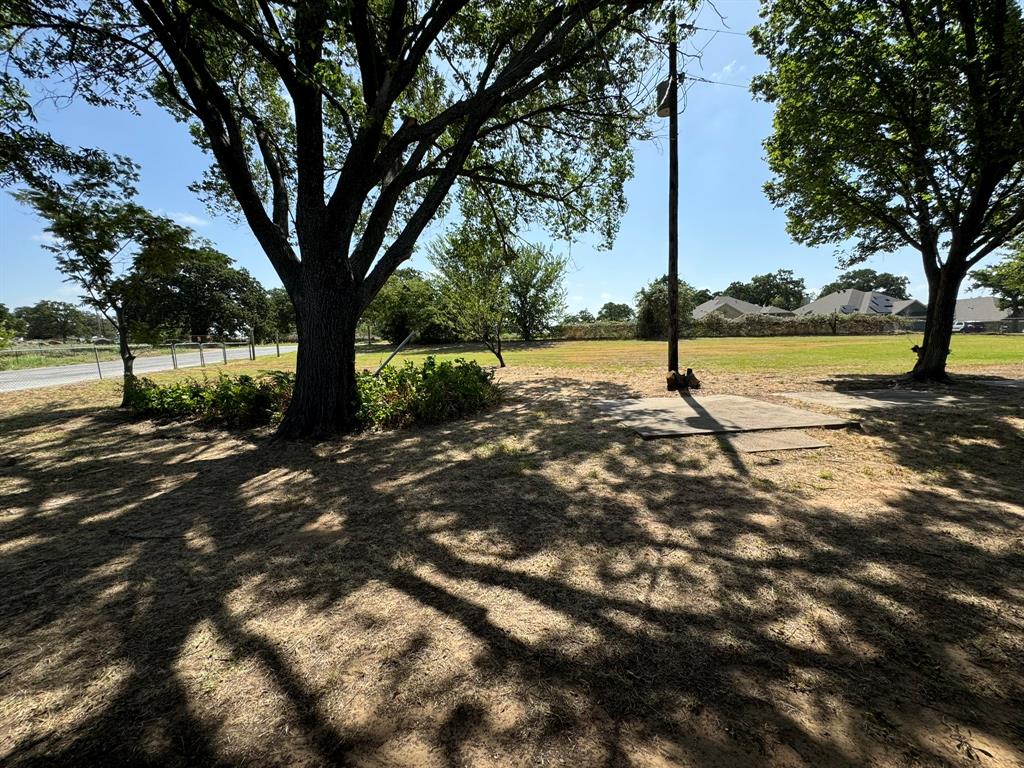924 N Main Street Property Photo 27