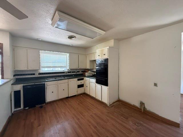 3121 Olive Place Property Photo 3