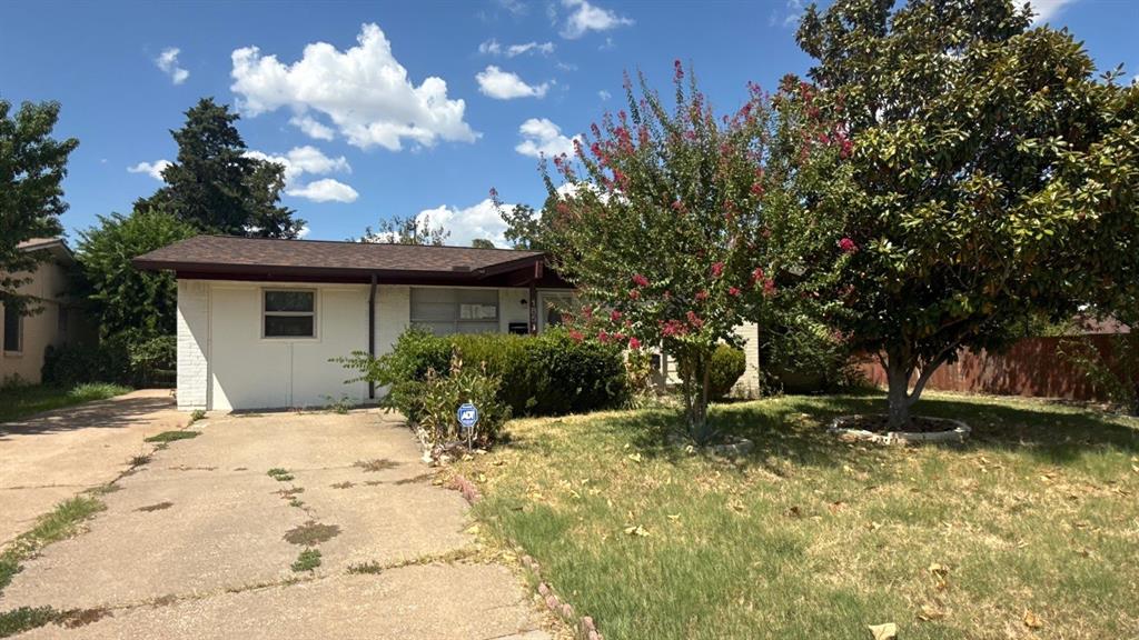 1851 Chevy Chase Drive Property Photo 1