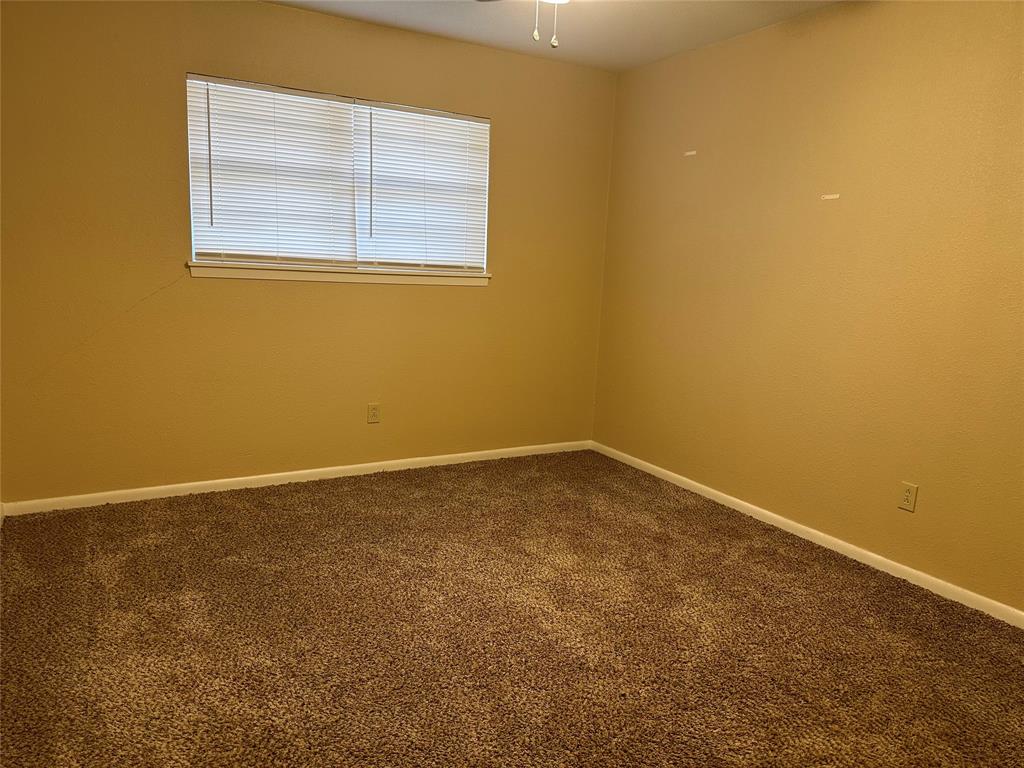 2518 S 38th Street Property Photo 17