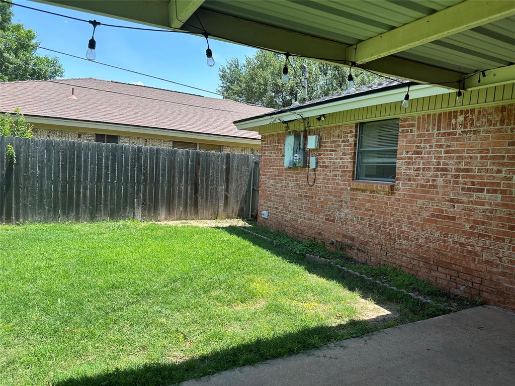 2518 S 38th Street Property Photo 20