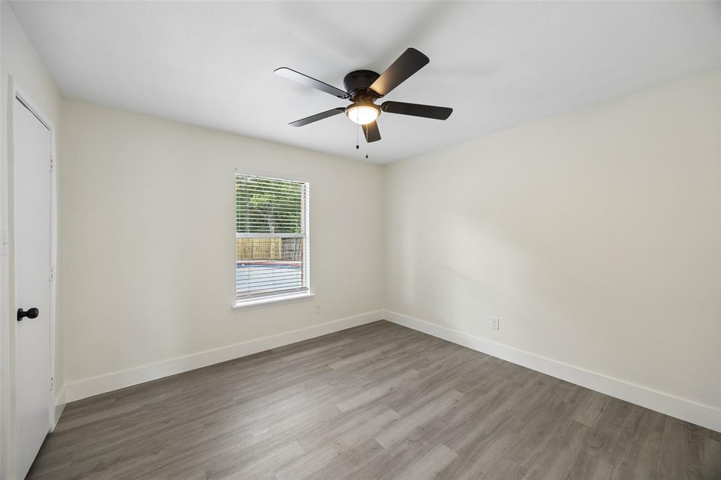 617 Forest Oaks Drive Property Photo 24