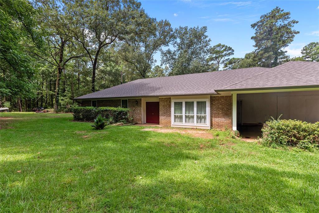464 White Oak Lane Property Photo 4