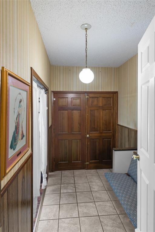 464 White Oak Lane Property Photo 6